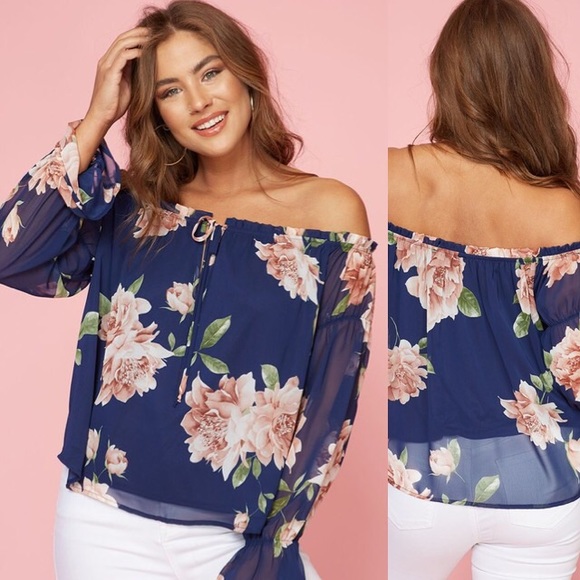 SwankStyles Tops - 🎈Blue Floral Off Shoulder Top